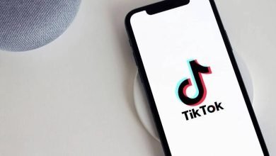 يعلق TikTok البث المباشر ومحتوى الفيديو الجديد في روسيا