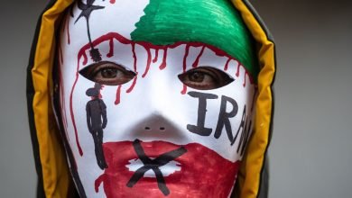 انقطاع الإنترنت في إيران يخرب اقتصادها