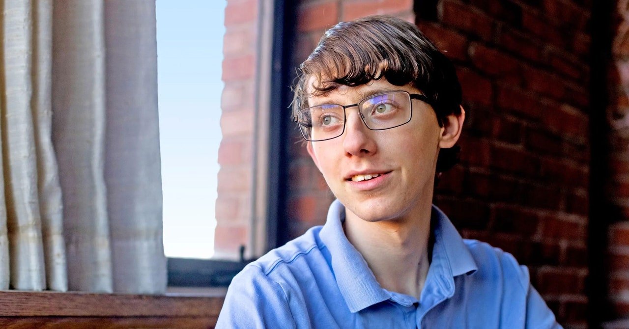 مراهق يحل لغزًا عنيدًا يحمل رقمًا أوليًا “يشبهه”