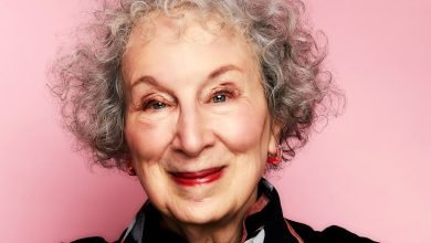 مارغريت أتوود جاهزة لتمزقها مارغريت أتوود جاهزة لتمزقها