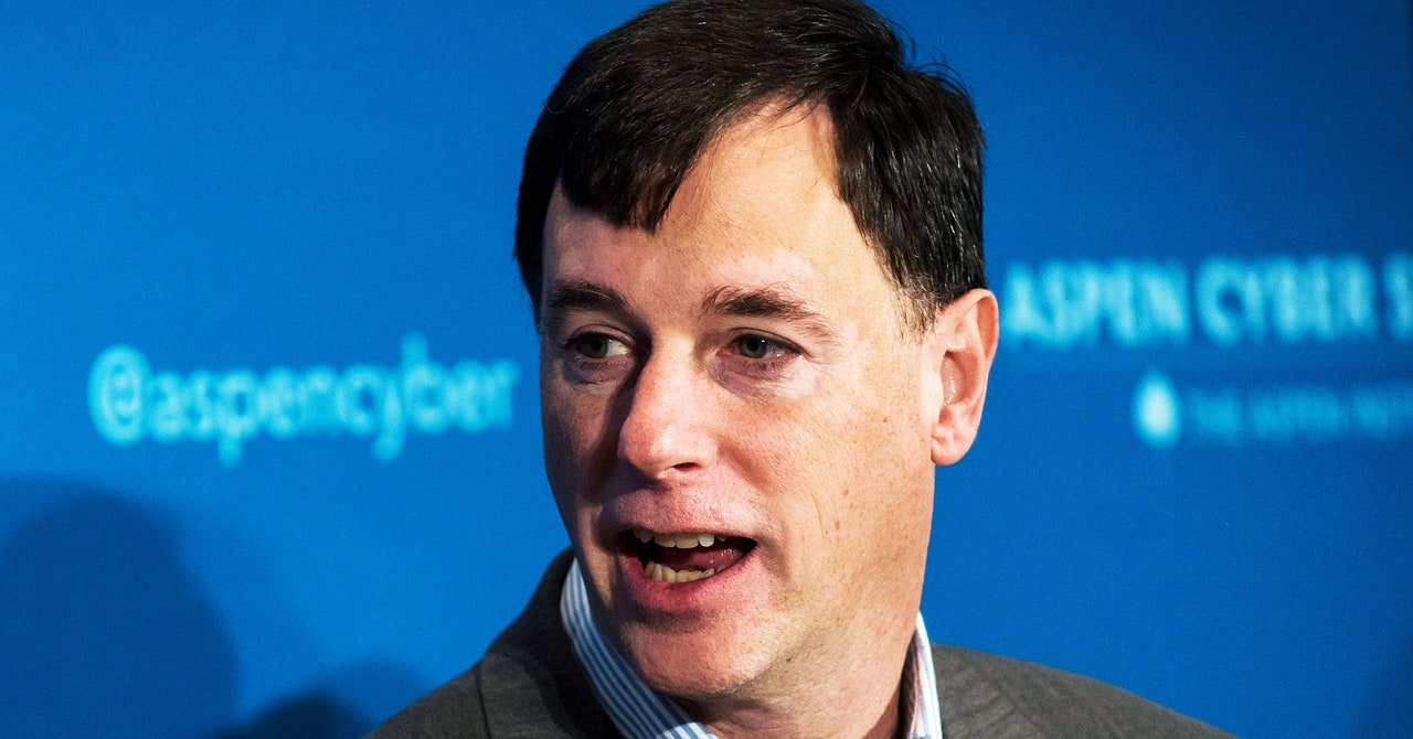 مدير الأمن السيبراني في وكالة الأمن القومي يقول “حزام الأمان” للذكاء الاصطناعي التوليدي مدير الأمن السيبراني في وكالة الأمن القومي يقول “حزام الأمان” للذكاء الاصطناعي التوليدي