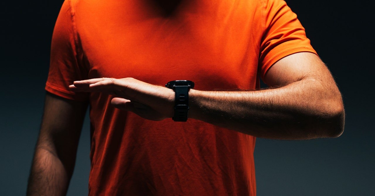 كيف يقوم مرضى الأمراض المزمنة “باختراق” أجهزتهم القابلة للارتداء