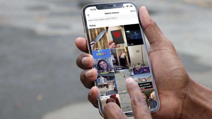 كيفية تعديل تفضيلات المحتوى في TikTok